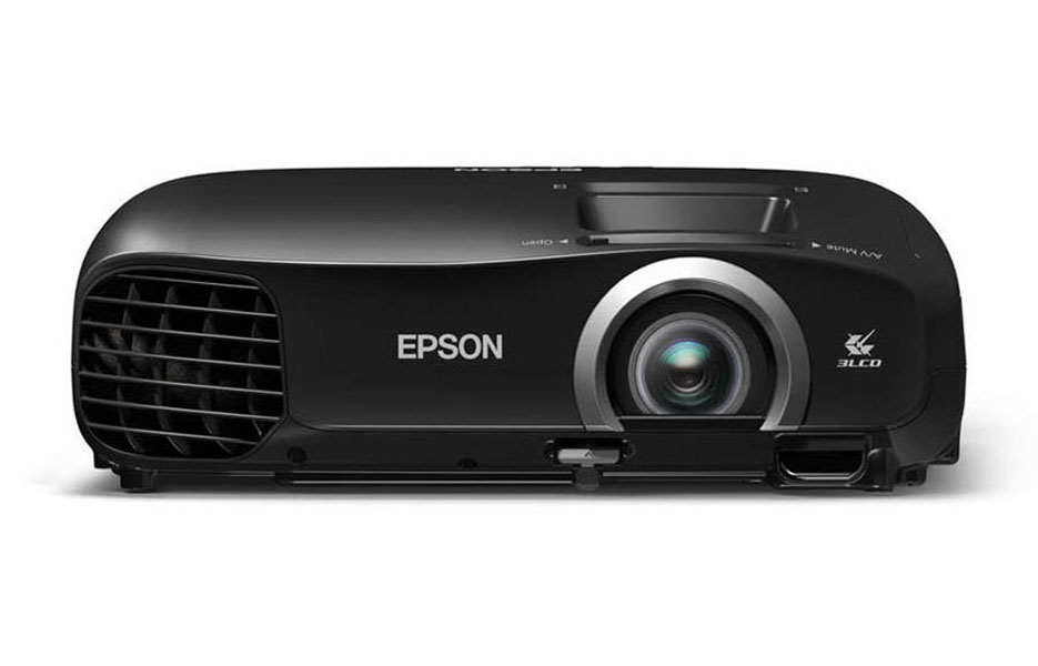 Projektor_za_domači_kino_Epson_EH-TW5200_LCD_1