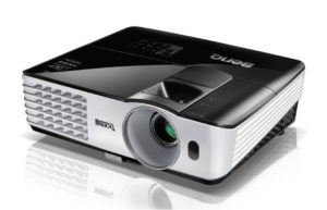 Večnamenski_projektor_BenQ_MX666+_DLP_0