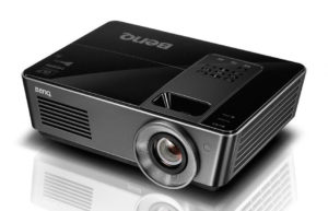 Večnamenski_projektor_BenQ_SH915_DLP_0