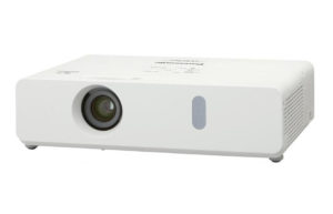 Večnamenski_projektor_Panasonic_PT-VX42ZE_LCD_0