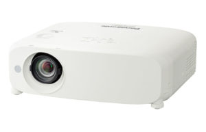 Večnamenski_projektor_Panasonic_PT-VZ575NE_LCD_0