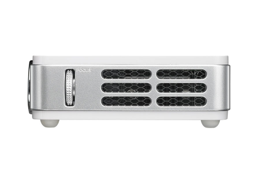 Žepni_projektor_Vivitek_Qumi_Q4_DLP_LED_7 Žepni_projektor_Vivitek_Qumi_Q4_DLP_LED_7