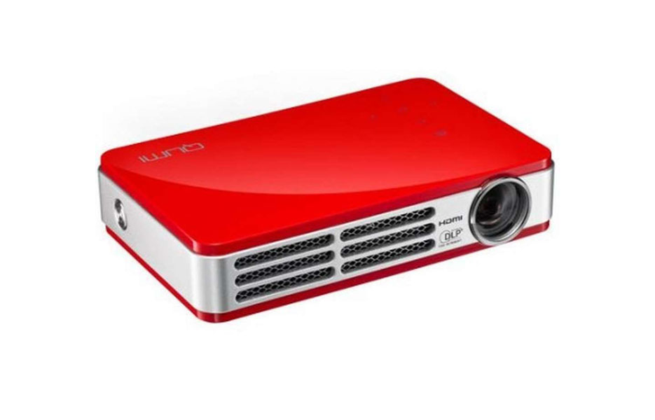 Žepni_projektor_Vivitek_Qumi_Q5_DLP_LED_1 Žepni_projektor_Vivitek_Qumi_Q5_DLP_LED_1