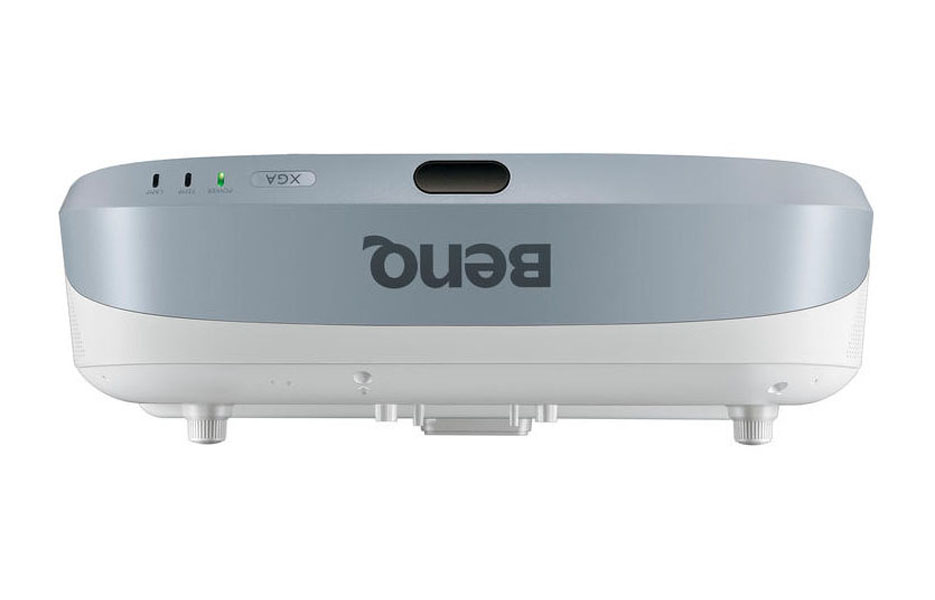 Projektor_za_kratke_razdalje_BenQ_MX882UST_+_BenQ_PW20U_DLP_1