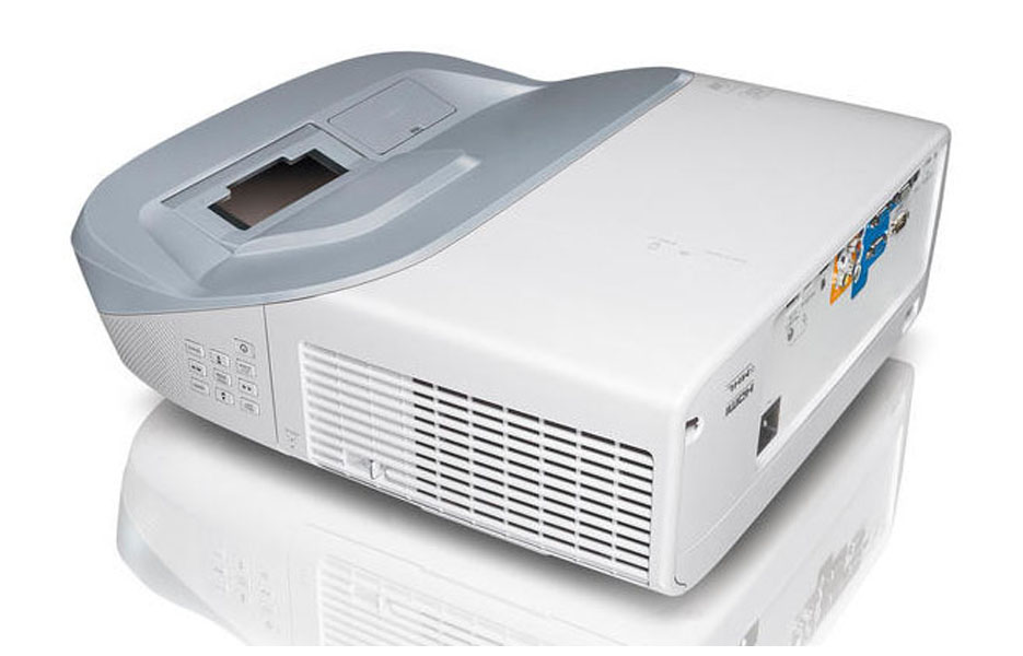 Projektor_za_kratke_razdalje_BenQ_MX882UST_+_BenQ_PW20U_DLP_10