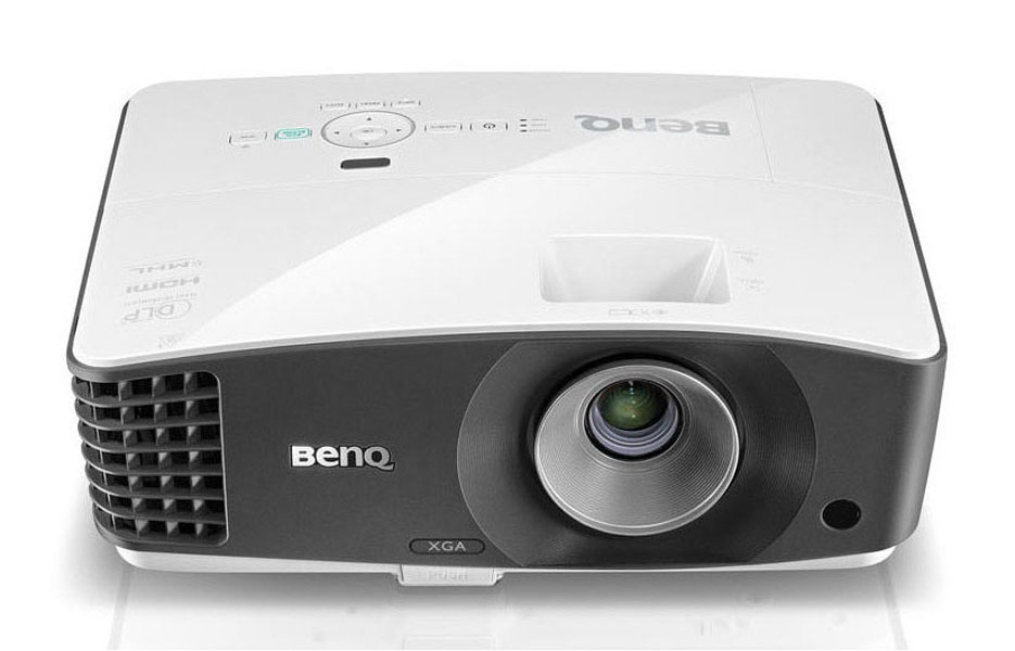 Večnamenski_projektor_BenQ_MX704_+_QCast_QP01_DLP_3 Večnamenski_projektor_BenQ_MX704_+_QCast_QP01_DLP_3
