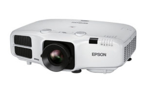 Večnamenski_projektor_Epson_EB-5530U_LCD_0
